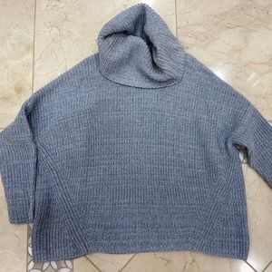Lou and Grey Turtleneck sz. S